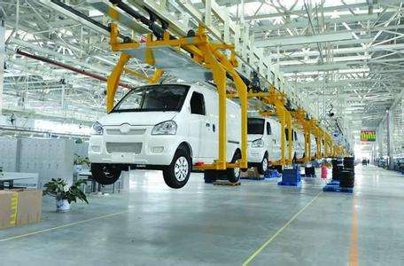 2024年我國新能源汽車產銷量均超1200萬輛